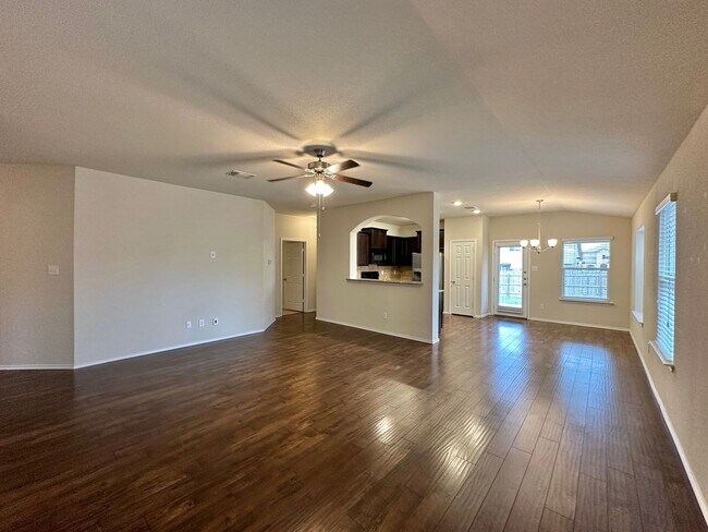 Foto del edificio - Viewable Now!  Pets Accepted!