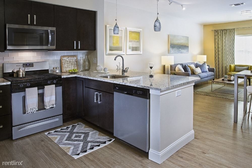 2050 Pleasant St, Bridgewater, MA 02324 Condo for Rent in Bridgewater