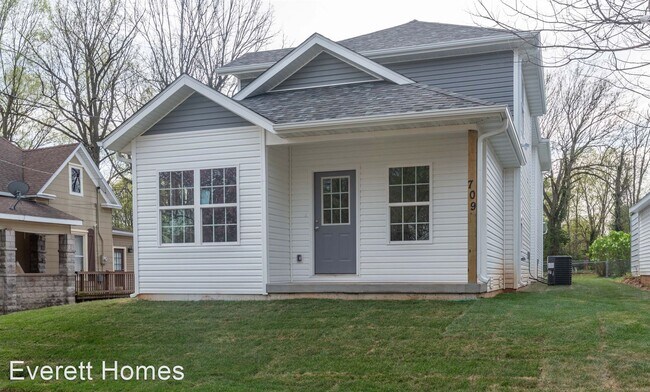 Building Photo - 719 S Main Ave