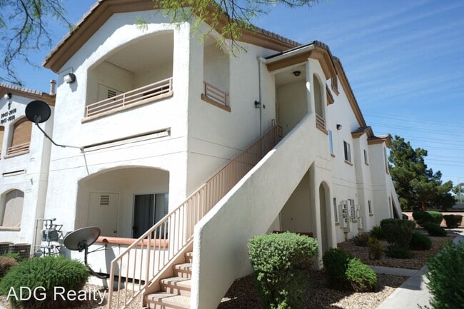 Foto del edificio - 2 br, 2 bath House - 5650 E Sahara Ave #20...