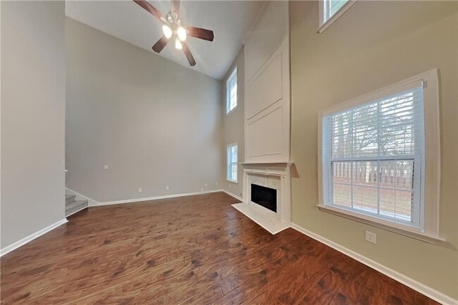 Foto del edificio - 5197 Running Doe Dr