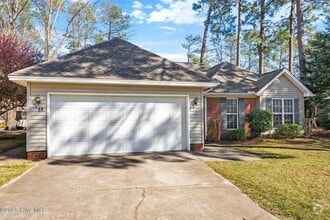 Building Photo - 209 Kinloch Way