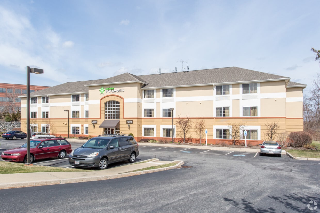 Furnished Studio Westborough Apartments Westborough, MA