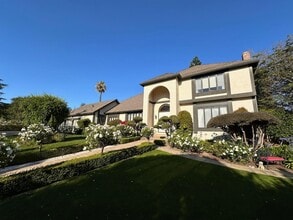 Building Photo - 2486 Butternut Dr