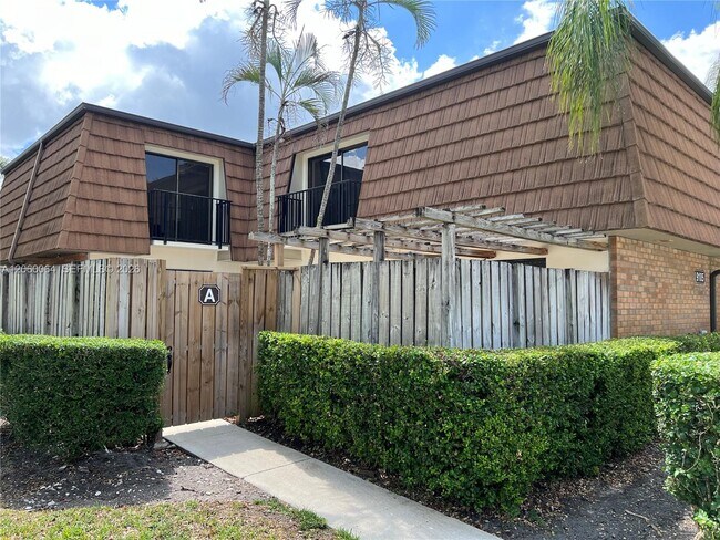 Foto del edificio - 9105A SW 19th Pl
