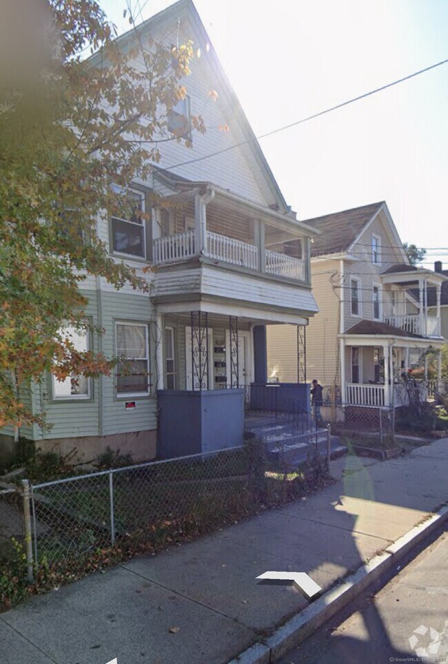 Building Photo - 616 Washington Ave