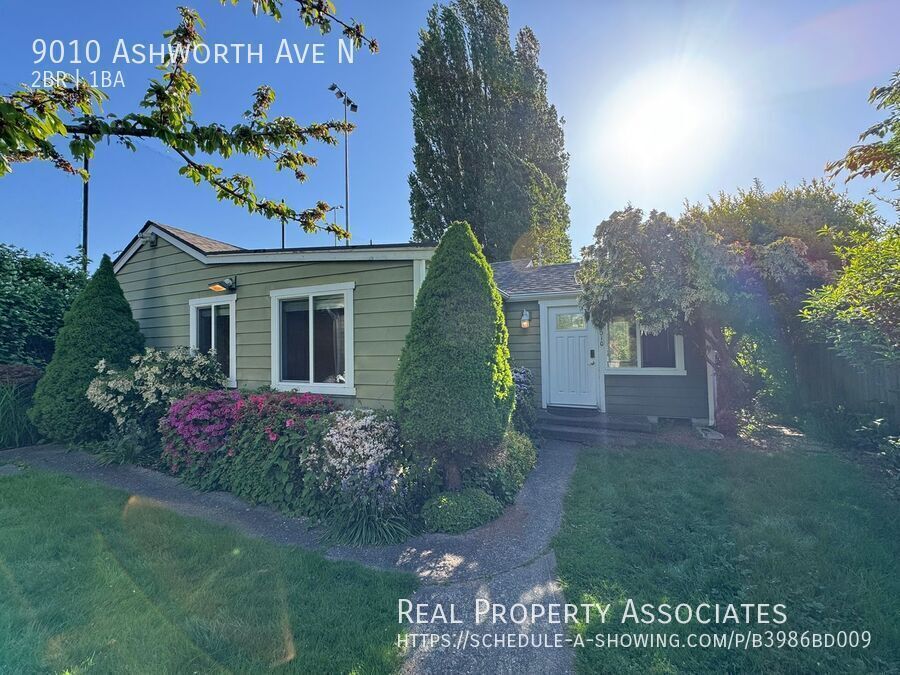 Primary Photo - 9010 Ashworth Ave N