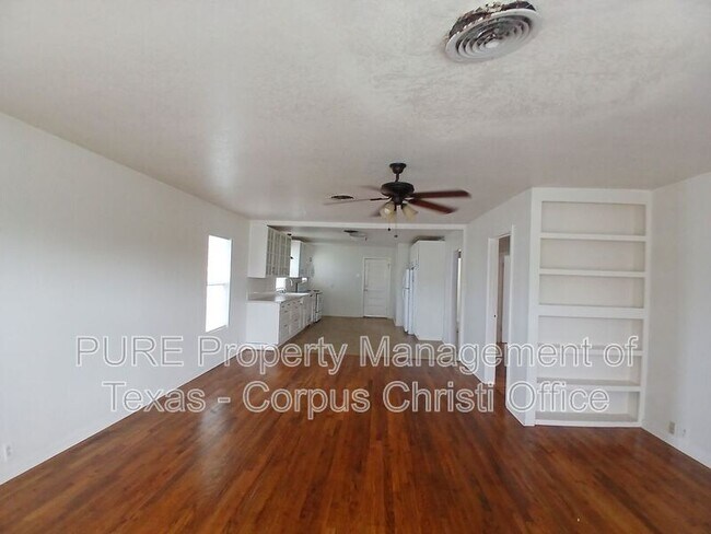 Building Photo - 5002 Bevly Dr