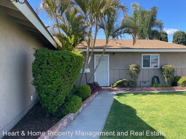 Building Photo - 4 br, 1.5 bath House - 6295 Myra Avenue