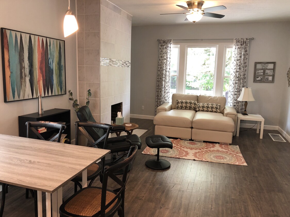 Foto principal - 2470 Indianola Ave