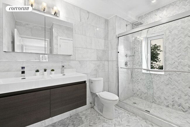 Foto del edificio - 345 Lenox Rd