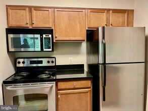 Building Photo - 11703 Olde English Dr