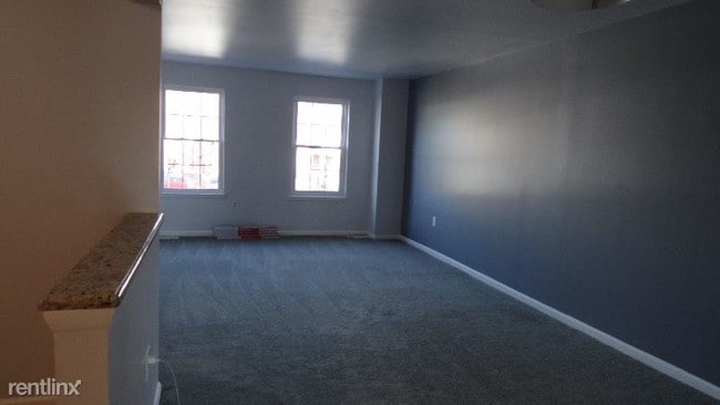 Building Photo - 2828 Brighton Pl
