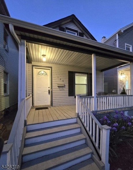 Photo - 126 Duer St House