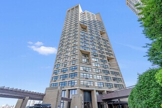 Building Photo - 7002 JFK Blvd E
