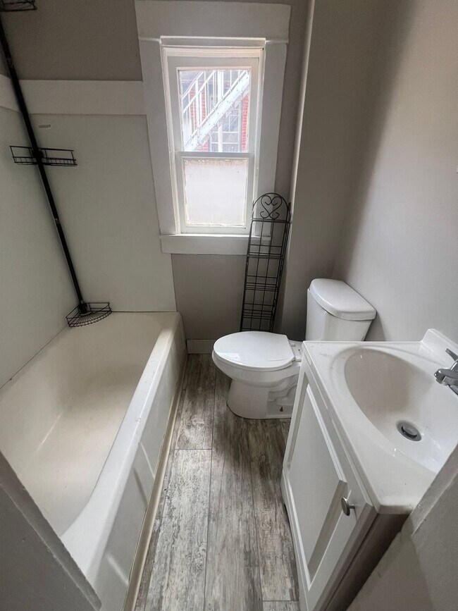 Foto del edificio - E King Street Executive Rental