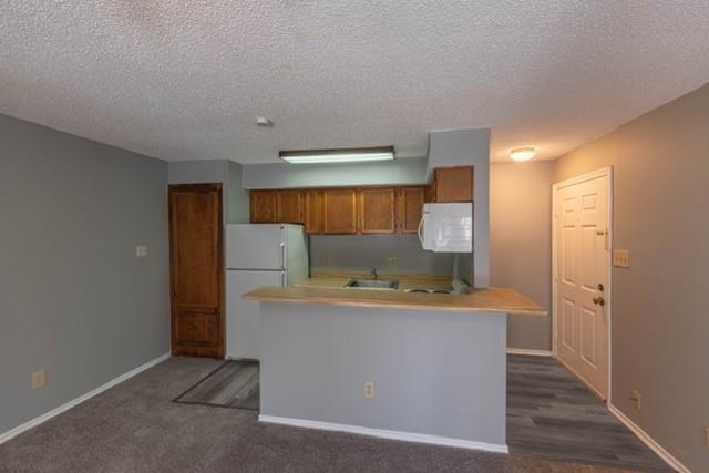 Foto del edificio - 9805 Walnut St