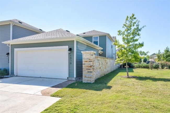 Building Photo - 1656 Artesian Spgs Xing