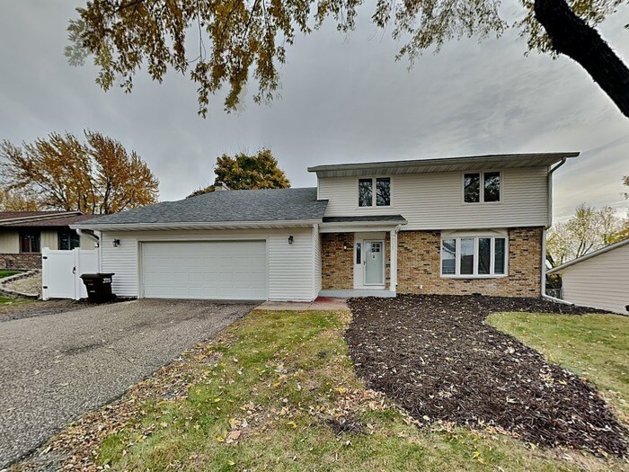 Foto principal - 8525 Ivywood Ave S