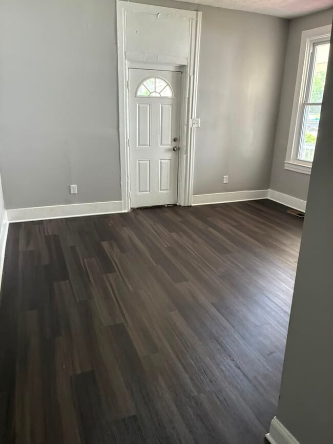 Foto del edificio - 2207 Chelsea Terrace