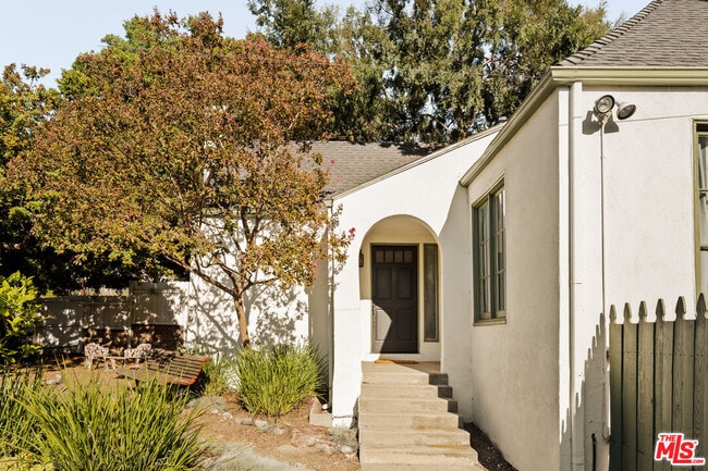 Building Photo - 2272 India St
