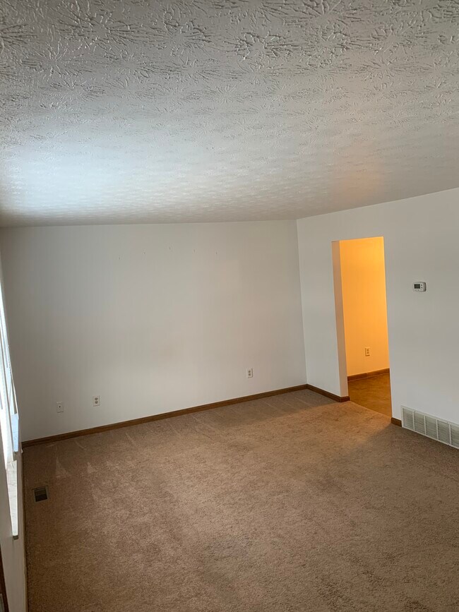 Building Photo - 116 Mcgrew Dr