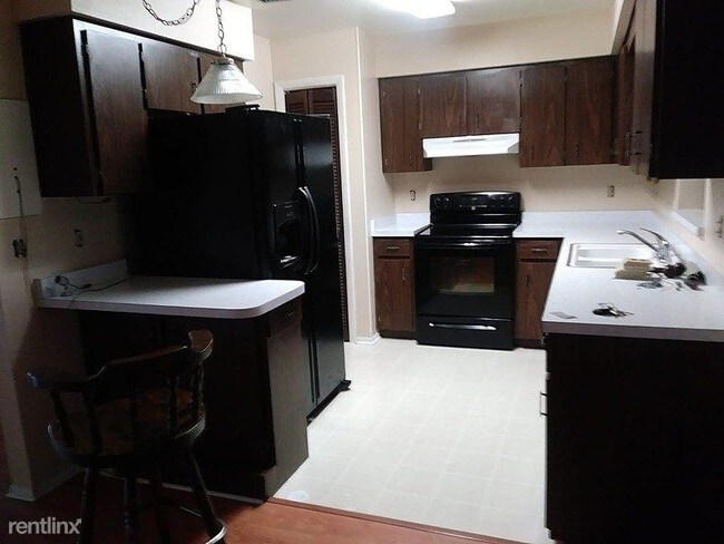 Foto del edificio - 4 br, 2 bath House - 4569 Lemans Drive