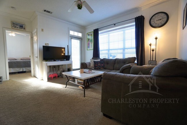 Foto del edificio - 45 Sycamore Ave 1837- West Ashley