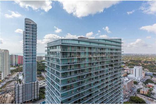 Foto del edificio - 79 SW 12th St