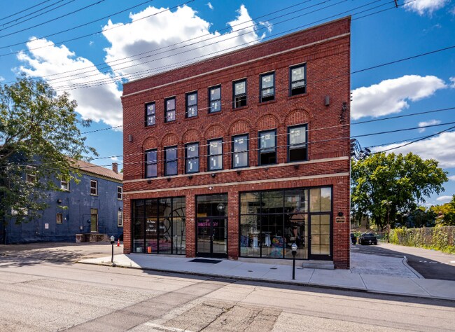 Building Photo - 6011 Madison Rd