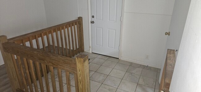 Foto del edificio - 2541 Holly Hill Grove Rd 1