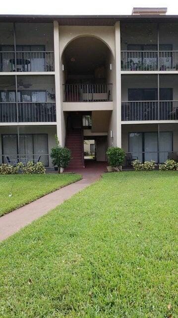 Building Photo - 201 Foxtail Dr