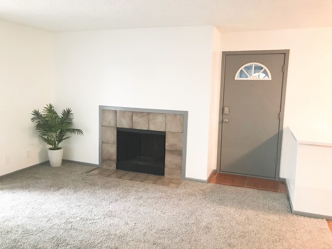 Living room - 11311 Sir Winston St