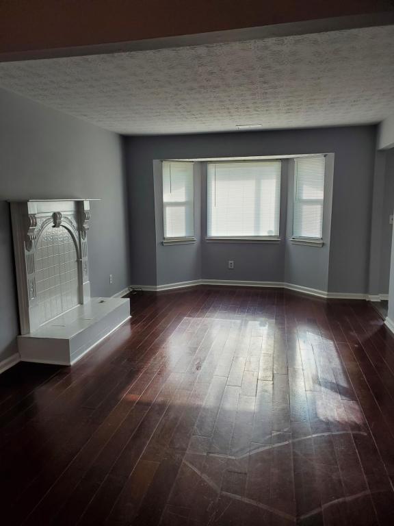 Foto del edificio - 5400 Winslow Crossing N