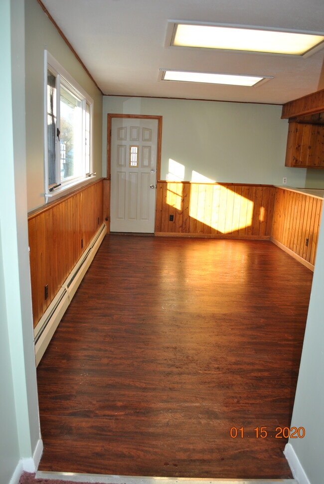 36 Glen Ave Unit B, Corning, NY 14830 Apartments in Corning, NY