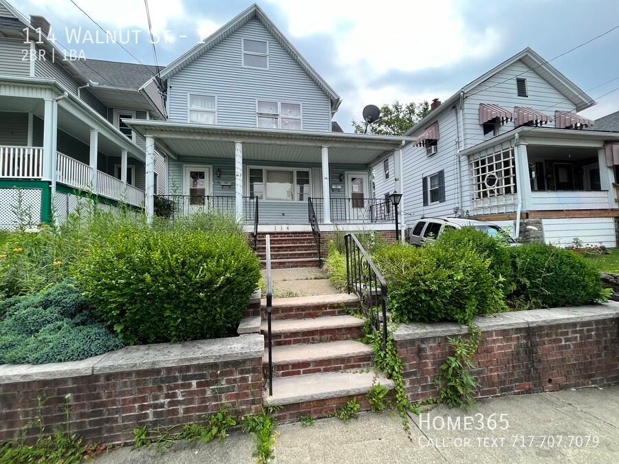 114 Walnut St, Dunmore, PA 18512 Townhome Rentals in Dunmore PA