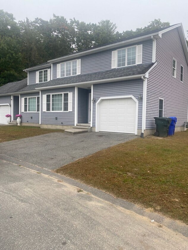 Foto principal - 23-25 Westwood Drive