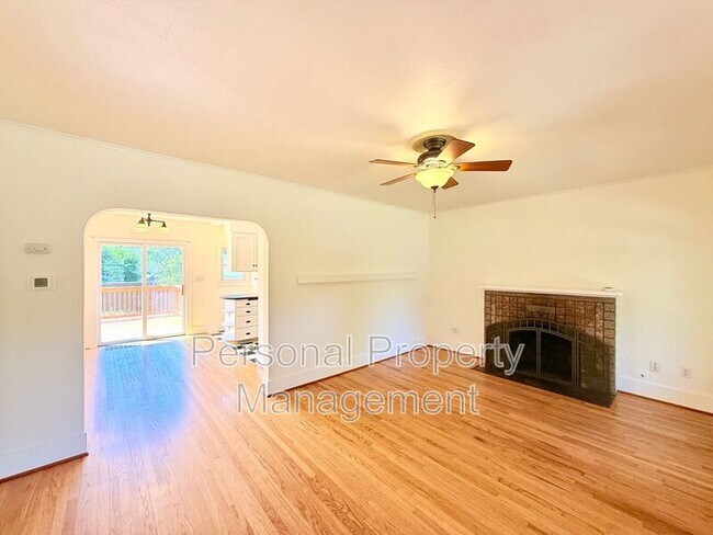 Foto del edificio - 209 W 35th St