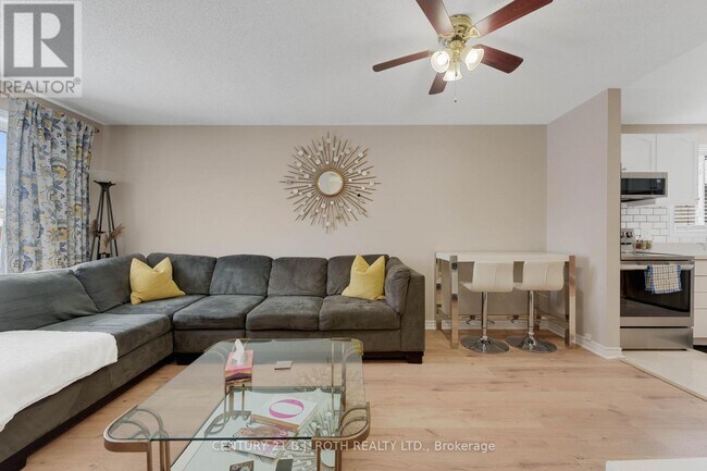 Building Photo - 361 Georgian Dr