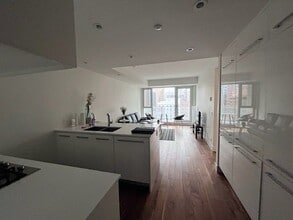 Building Photo - 1025 5 Ave SW