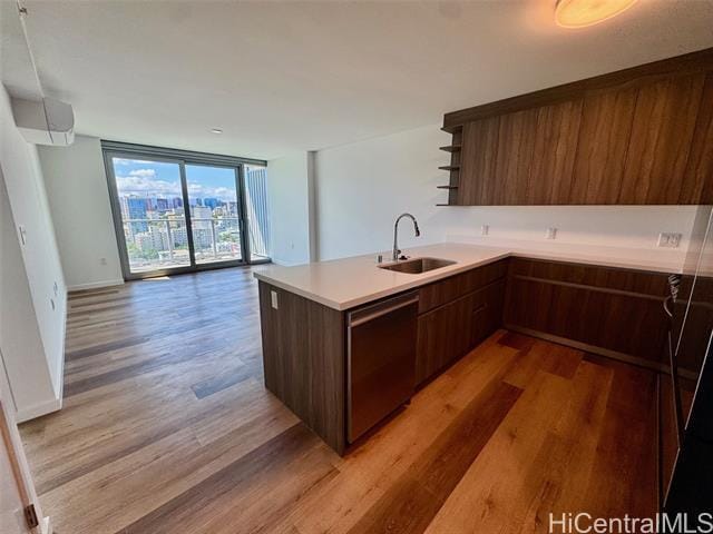 Foto del edificio - 1515 Liona St