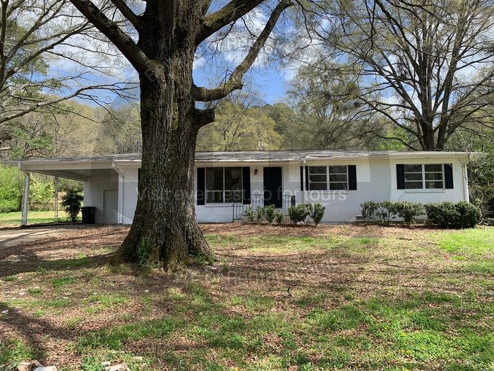 1823 Old Springville Rd, Center Point, AL 35215 House Rental in