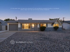 Building Photo - 8746 E Palm Ln