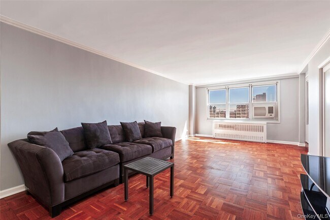 Foto del edificio - 3935 Blackstone Ave
