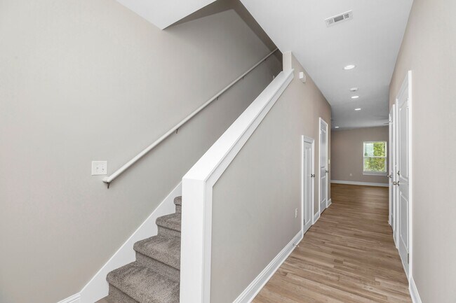 Foto del edificio - 216 Walton Ave
