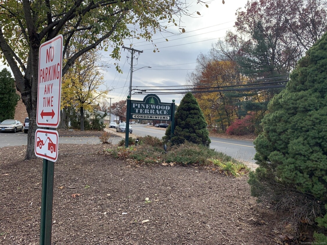 Primary Photo - 507 Emmett St