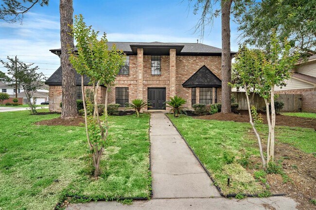 Building Photo - 18122 Memorial Estates Dr