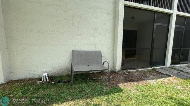 Foto del edificio - 5539 Courtyard Dr
