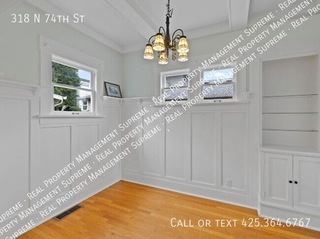 Building Photo - 318 N 74th St