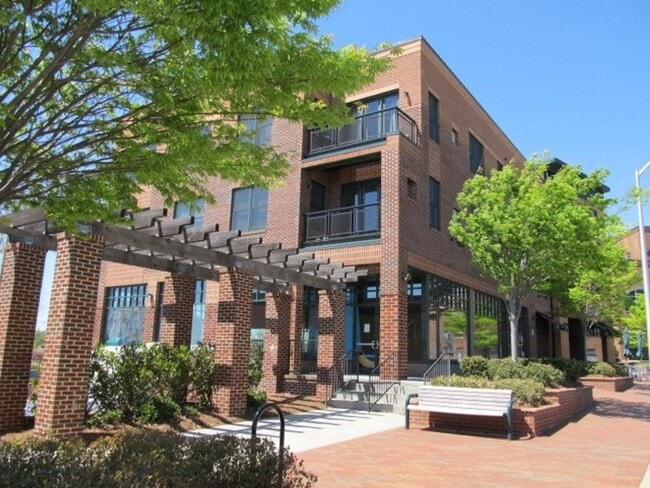 Chapel Hill / 2BR Southern Village Condo A... - Chapel Hill / 2BR Southern Village Condo A...